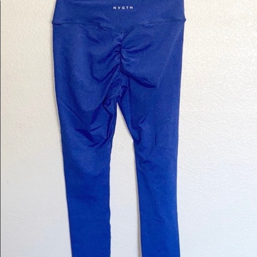 NVGTN Booty Scrunch Leggings! 💙😏